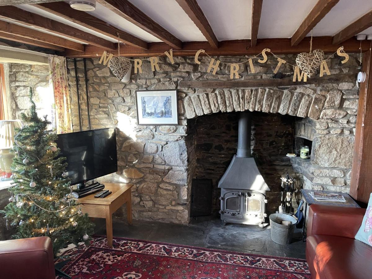 Tunnel Cottages At Blaen-Nant-Y-Groes Farm Aberdare Bilik gambar